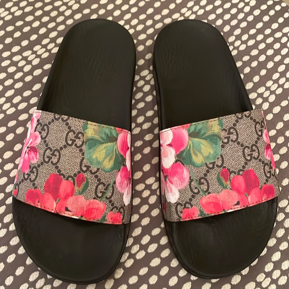 Gucci Bloom Supreme Floral Slide Sandals